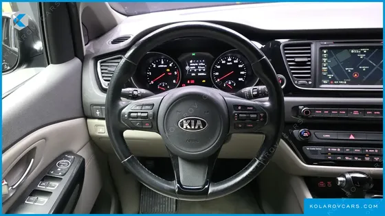 KIA CARNIVAL 11-SEATER PRESTIGE