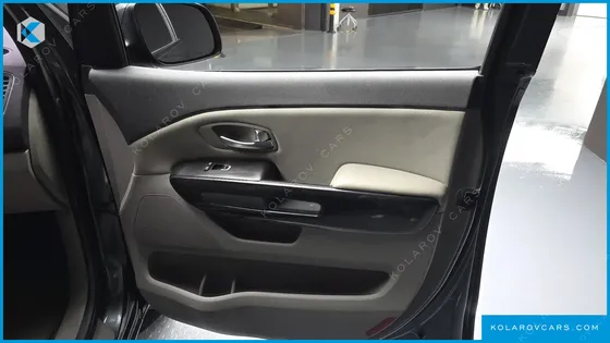 KIA CARNIVAL 11-SEATER PRESTIGE