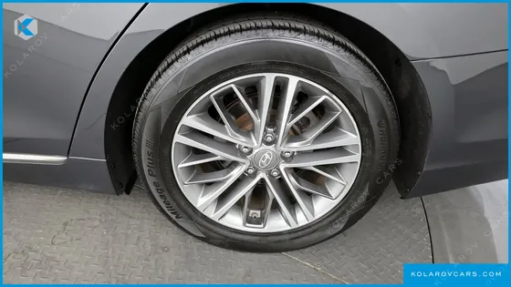 HYUNDAI GRANDEUR 3.0 LPI MODERN (RENTAL CAR)