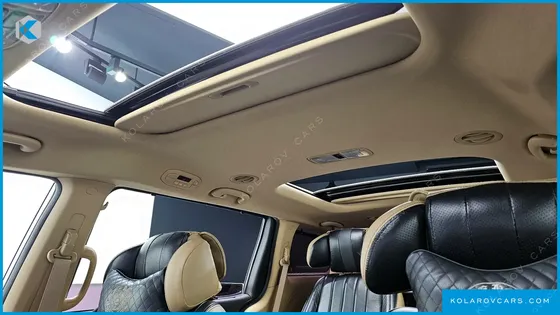 KIA CARNIVAL 7-SEATER LIMOUSINE