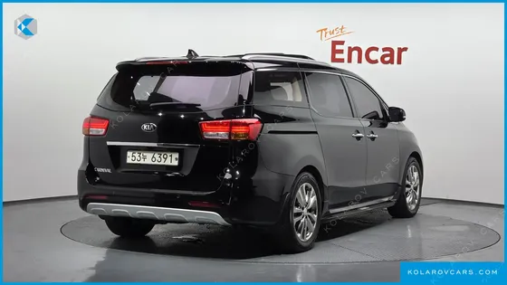 KIA CARNIVAL 9-SEATER NOBLESSE