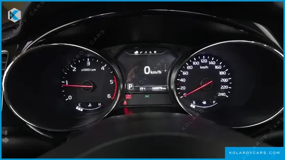 KIA CARNIVAL 9-SEATER NOBLESSE
