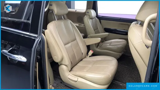 KIA CARNIVAL 9-SEATER NOBLESSE