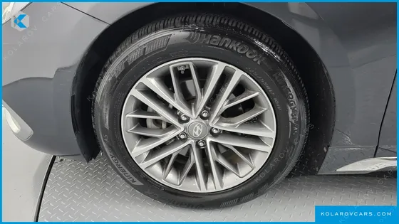 HYUNDAI GRANDEUR 3.0 LPI MODERN (RENTAL CAR)
