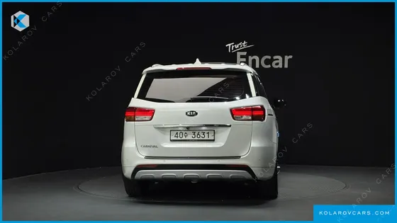 KIA CARNIVAL 9-SEATER PRESTIGE