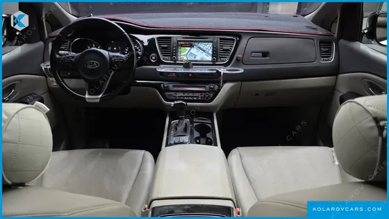 KIA CARNIVAL 9-SEATER PRESTIGE