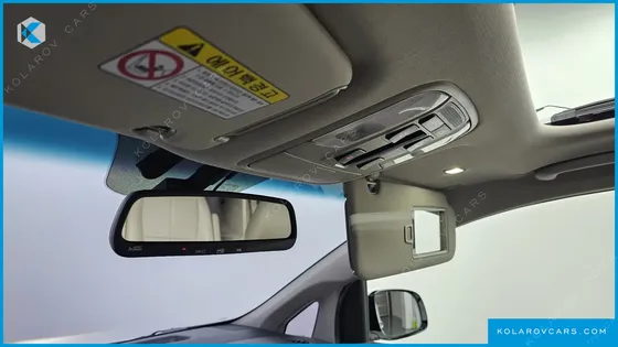 KIA CARNIVAL 7-SEATER LIMOUSINE