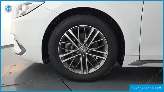 HYUNDAI GRANDEUR 2.4 PREMIUM