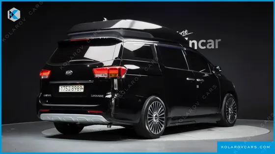 KIA CARNIVAL 9-SEATER HI-LIMOUSINE
