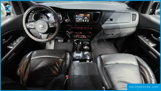 KIA CARNIVAL 9-SEATER HI-LIMOUSINE