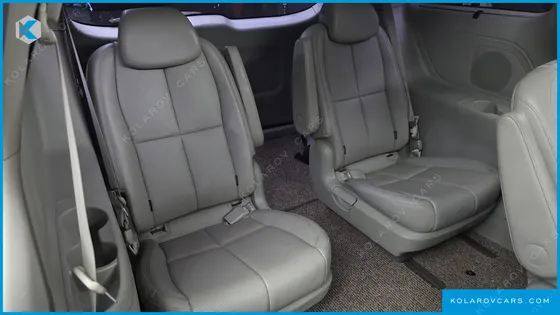 KIA CARNIVAL 9-SEATER NOBLESSE
