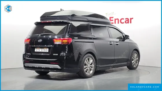 KIA CARNIVAL 9-SEATER HI-LIMOUSINE