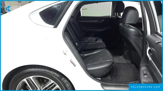 HYUNDAI GRANDEUR 2.4 PREMIUM