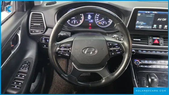 HYUNDAI GRANDEUR 3.0 PREMIUM