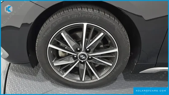 HYUNDAI GRANDEUR 2.4 PREMIUM