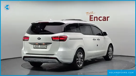 KIA CARNIVAL 9-SEATER PRESTIGE