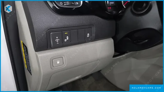 KIA CARNIVAL 9-SEATER PRESTIGE