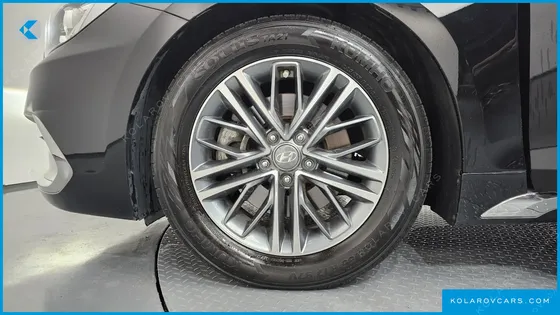 HYUNDAI GRANDEUR 2.4 PREMIUM