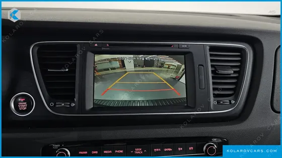 KIA CARNIVAL 9-SEATER LUXURY