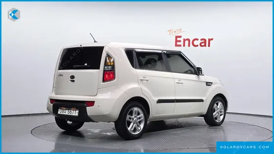 KIA SOUL GASOLINE 1.6 SMART