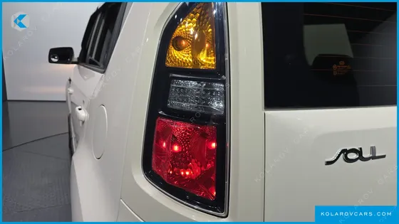 KIA SOUL GASOLINE 1.6 SMART
