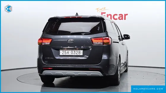 KIA CARNIVAL 9-SEATER PRESTIGE