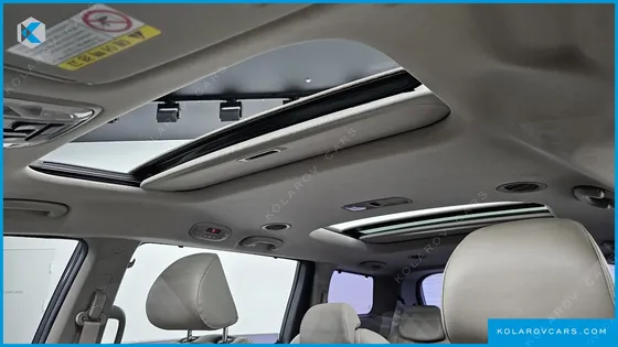 KIA CARNIVAL 9-SEATER PRESTIGE