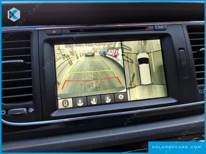 KIA CARNIVAL 7-SEATER LIMOUSINE