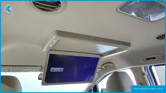 KIA CARNIVAL 7-SEATER LIMOUSINE