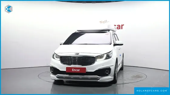 KIA CARNIVAL GASOLINE 7-SEATER HI-LIMOUSINE
