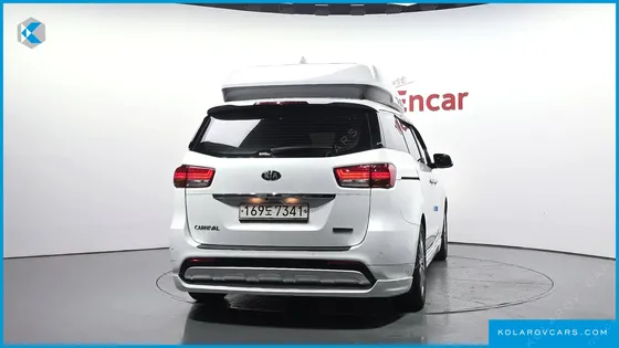 KIA CARNIVAL GASOLINE 7-SEATER HI-LIMOUSINE