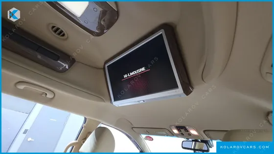 KIA CARNIVAL GASOLINE 7-SEATER HI-LIMOUSINE