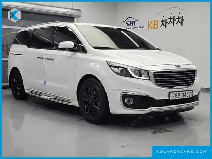 KIA CARNIVAL 9-SEATER NOBLESSE