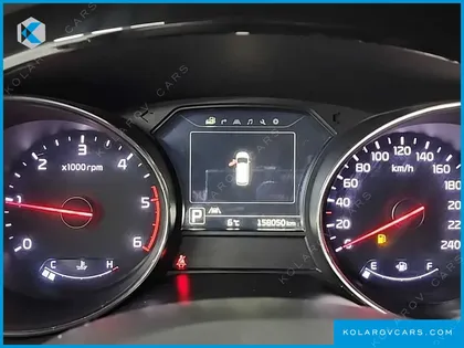 KIA CARNIVAL 9-SEATER NOBLESSE