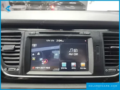 KIA CARNIVAL 9-SEATER NOBLESSE