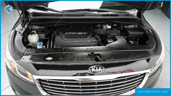 KIA CARNIVAL 11-SEATER LUXURY
