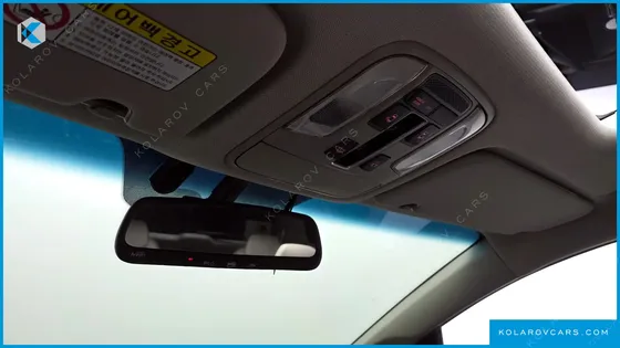 KIA CARNIVAL 11-SEATER LUXURY