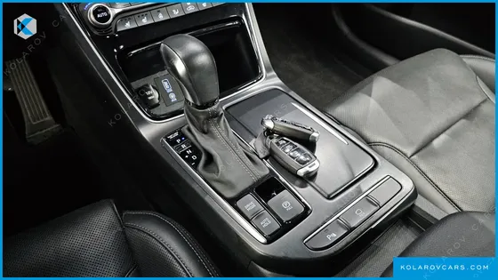 HYUNDAI GRANDEUR 2.4 PREMIUM