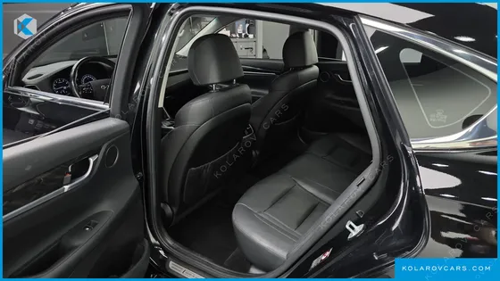 HYUNDAI GRANDEUR 3.0 LPI MODERN BASIC (RENTAL CAR)