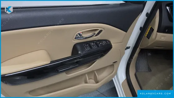 KIA CARNIVAL 9-SEATER NOBLESSE