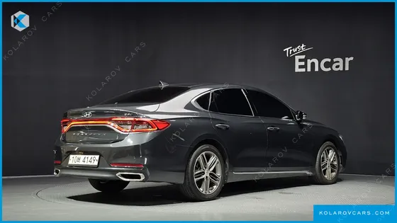 HYUNDAI GRANDEUR 2.2 DIESEL PREMIUM