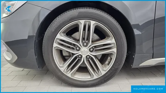 HYUNDAI GRANDEUR 2.2 DIESEL PREMIUM