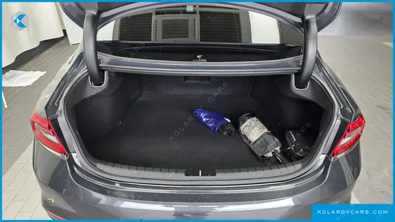 HYUNDAI GRANDEUR 2.2 DIESEL PREMIUM