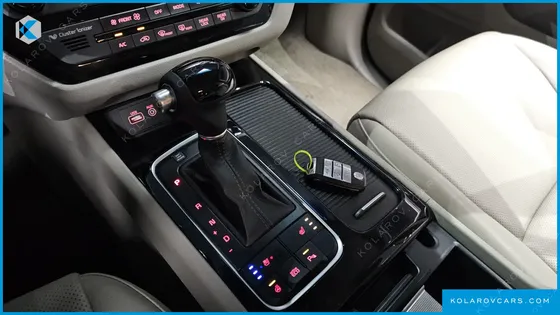 KIA CARNIVAL 9-SEATER PRESTIGE