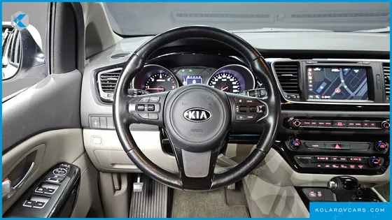 KIA CARNIVAL 9-SEATER PRESTIGE