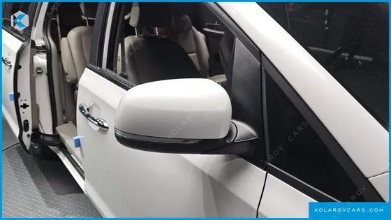 KIA CARNIVAL 9-SEATER PRESTIGE