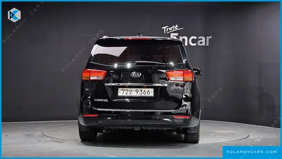 KIA CARNIVAL 11-SEATER PRESTIGE