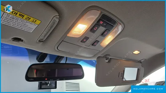 KIA CARNIVAL 11-SEATER PRESTIGE