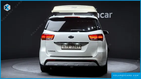 KIA CARNIVAL 9-SEATER PRESTIGE
