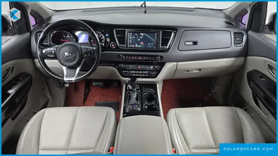 KIA CARNIVAL 11-SEATER NOBLESSE